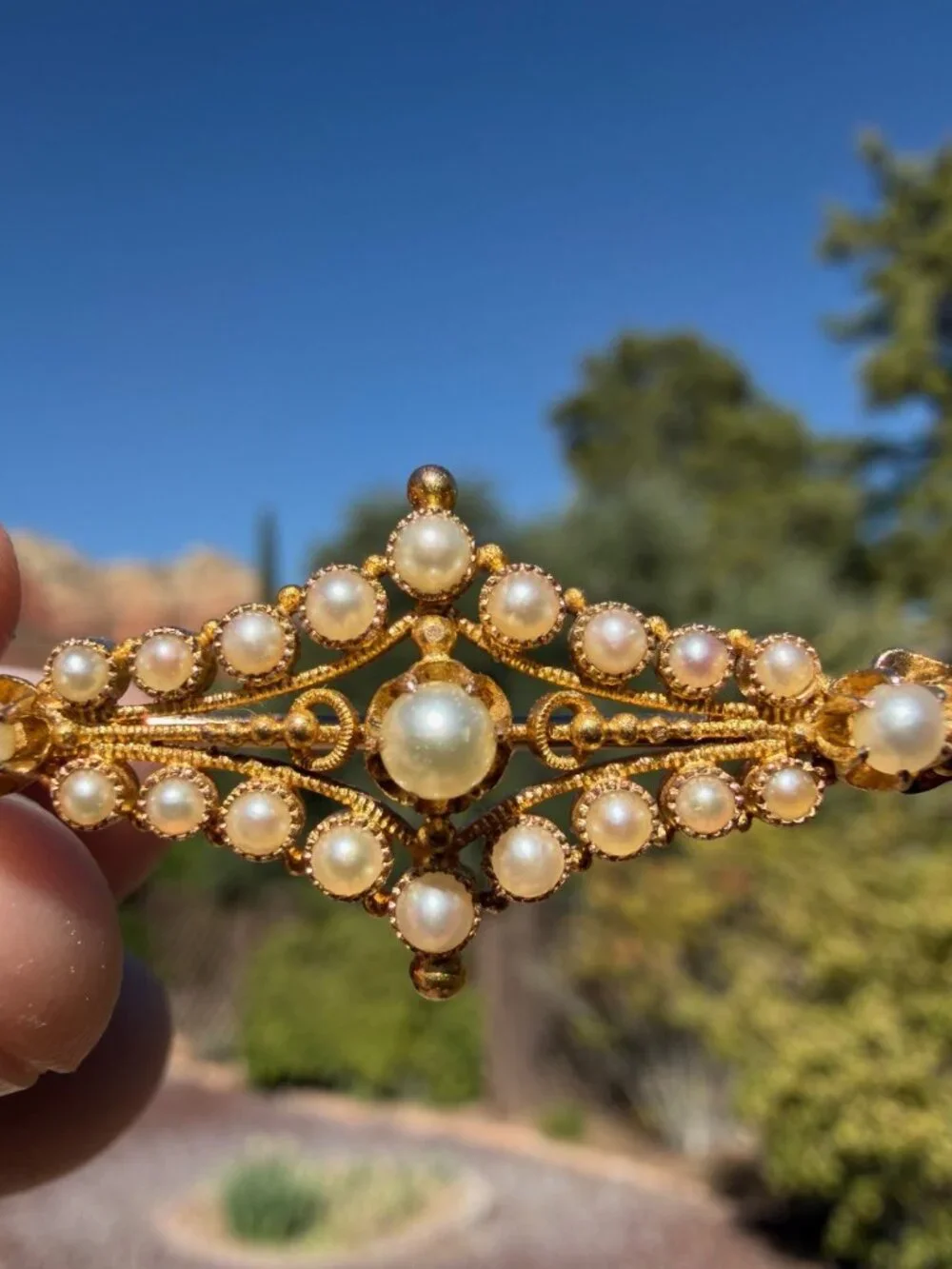 Victorian Antique 14k Solid Yellow Gold Filigree Engraved‎ Seed Pearl Brooch Pin